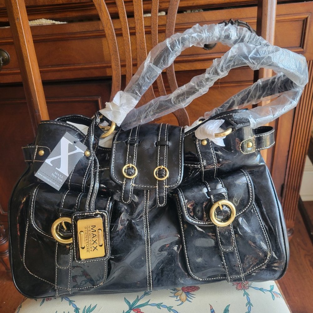 MAXX New York Signature